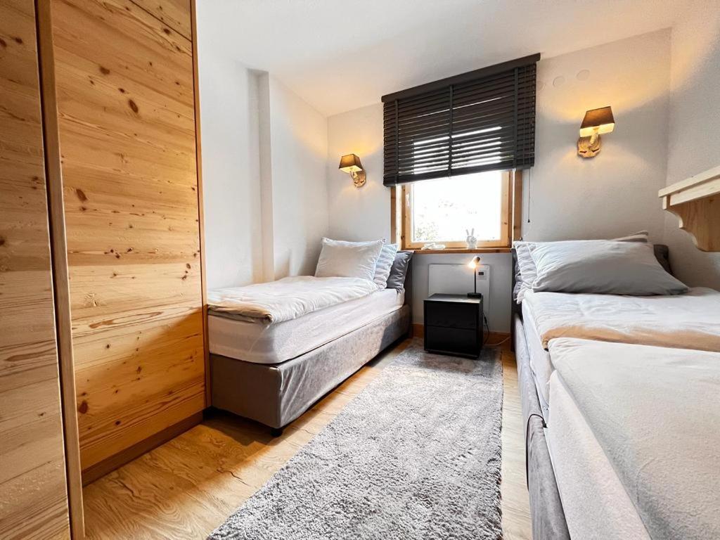 Haus Diel - Premium Apartments Mit Kueche Pettneu am Arlberg Buitenkant foto